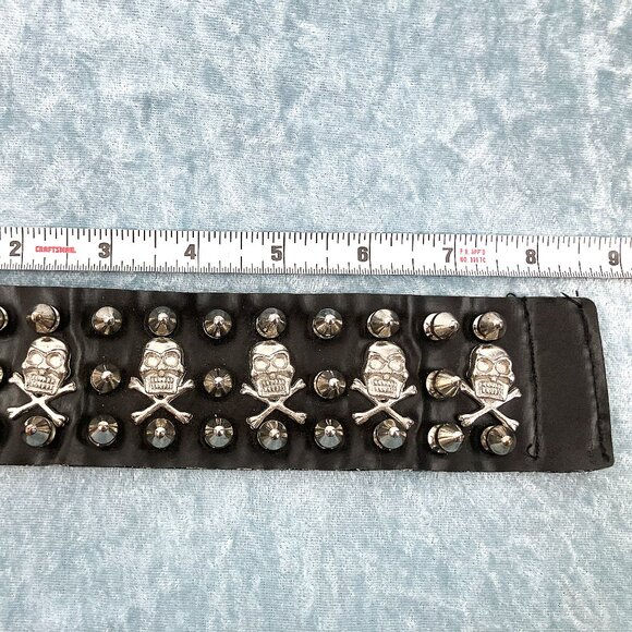 Skull Leather Wrist Band with Silver Skulls and Spikes - Picture 3 of 4